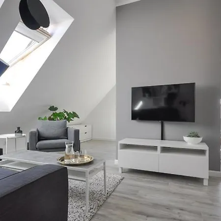 Grano Flats - Aura Ii *